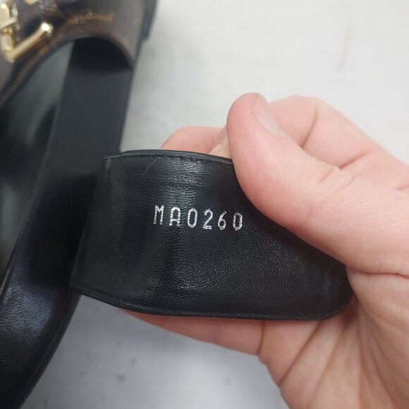 Louis Vuitton Brown Buckle Bom Dia Monogram Flat Slide Sandal - Picture 3 of 13